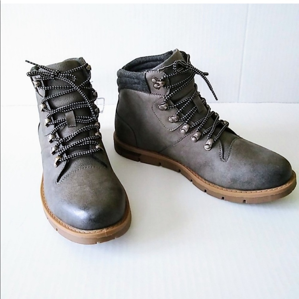 Parker & Sky Gray Faux Leather Hike Boots Men 9M NWOT